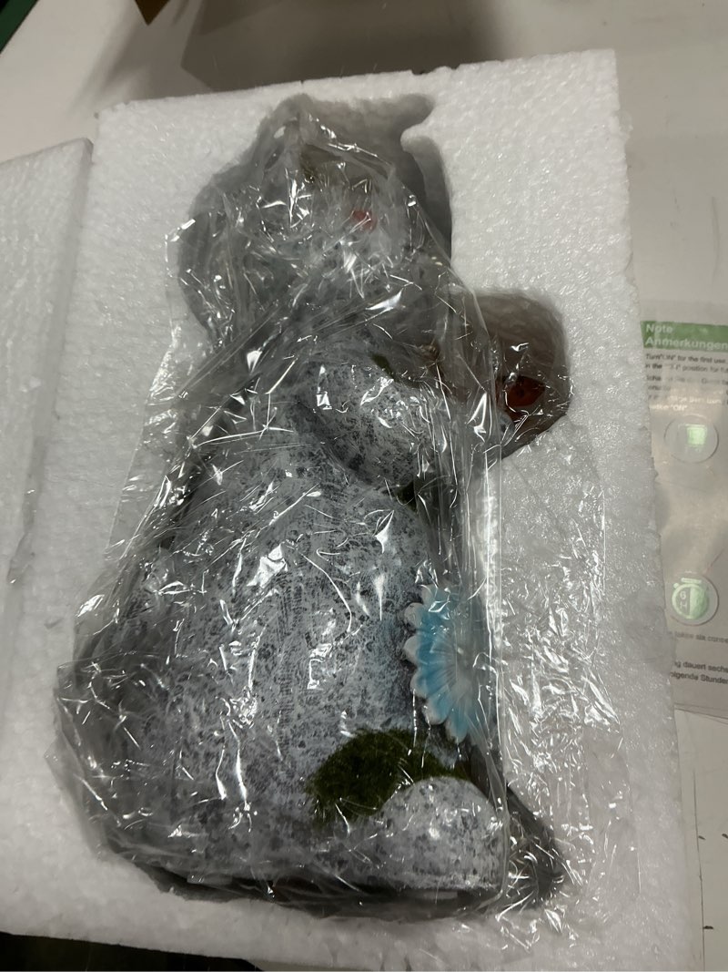 Condition photo showing New/Like New for Solar Garden Statue Cat Figurine – Outdoor Decoration with Butterfly for Garden Yard Lawn Home Decor Outside : Unique Gifts for Mom Grandma Retro