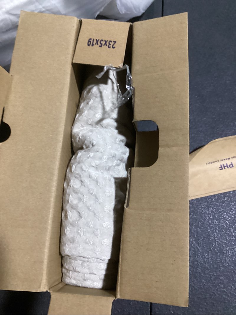 Condition photo showing Good Condition for phf ultra soft waffle weave pillowcases standard size 20" x 26" 2 pack, no insert, breathable skin-friendly pillow shams, decorative waffle weave pillow case covers, light khaki/linen light khaki/linen 26" x 20" (pack of 2)