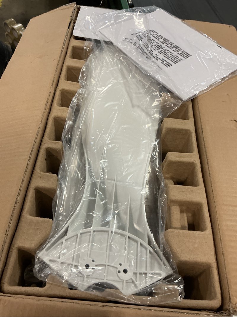 Condition photo showing Good Condition for 52 Inch 6 Speed High CFM Quiet DC Motor Modern Ceiling Fan with Lights Remote Control, 3 Blade White Gold Indoor Bedroom Living Room Ceiling Fan