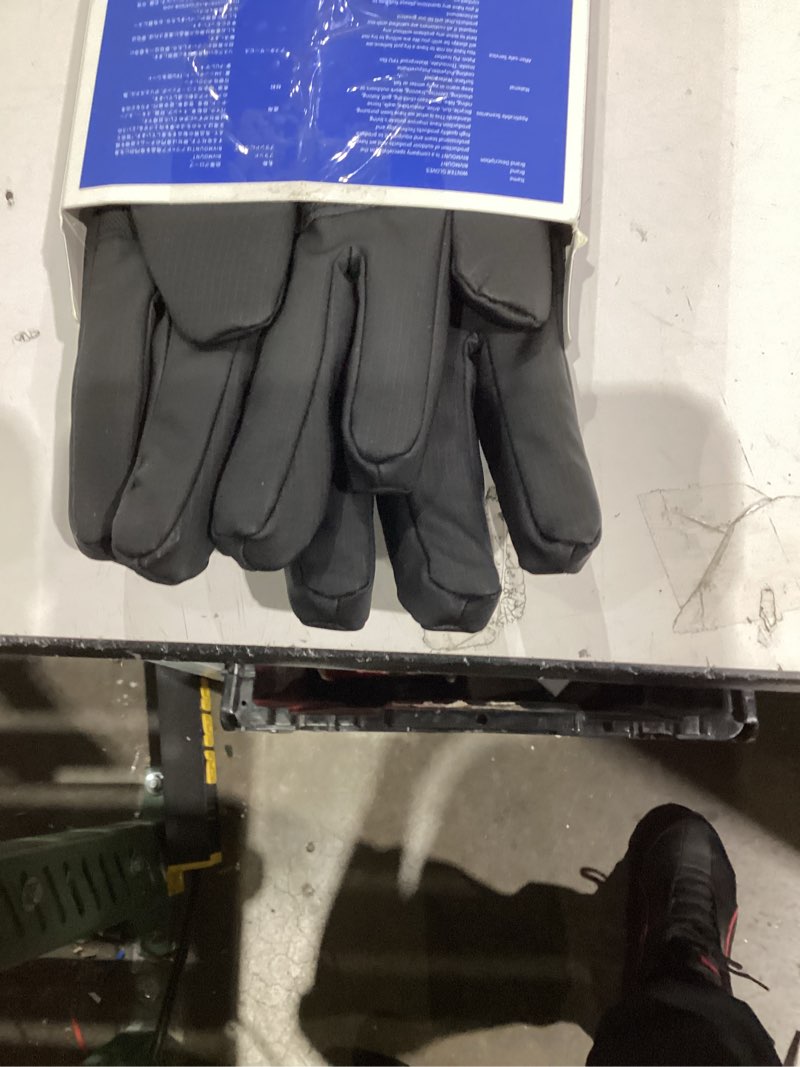 Condition photo showing Good Condition for rivmount Winter Gloves Women Men, Thermal Ski Gloves for Cold Weather with Warm, Waterproof, Touchscreen for Running, Skiing Peat Black Small