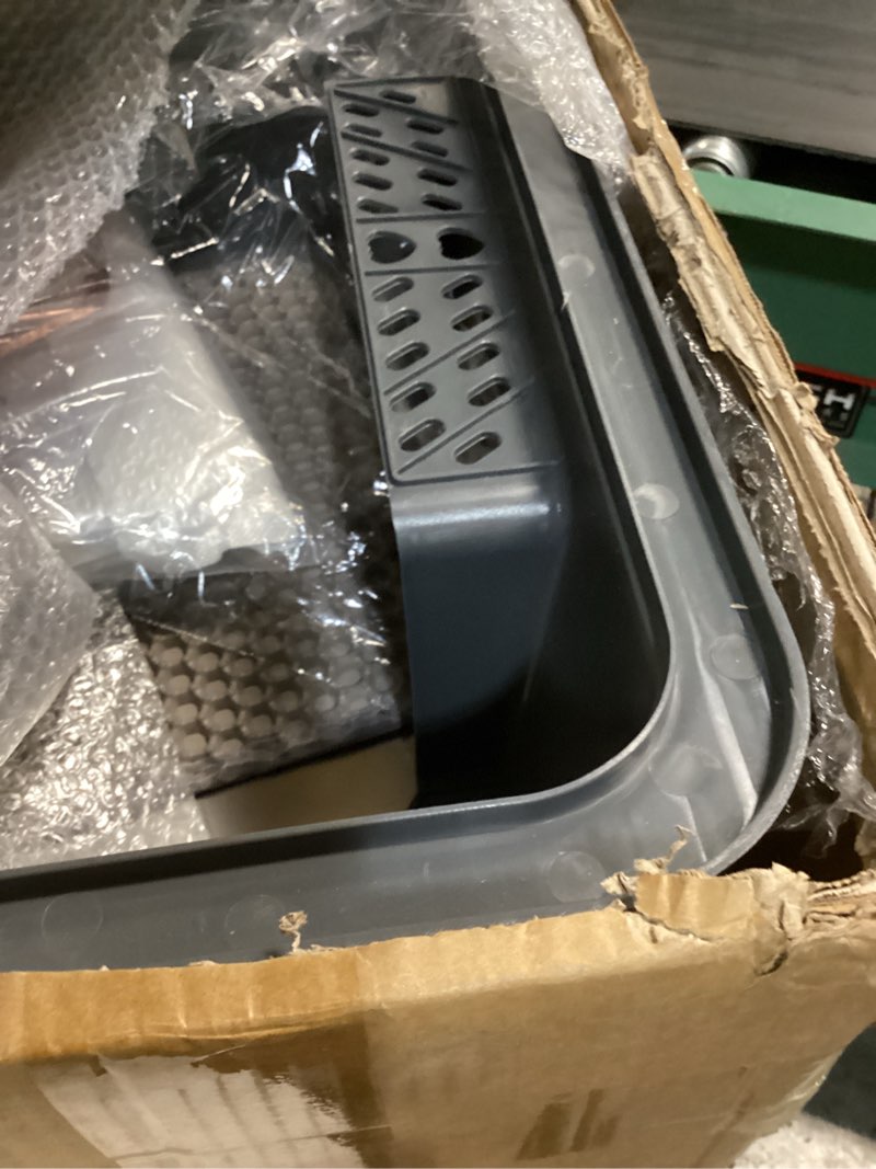 Condition photo showing Good Condition for woofigo enclosed stainless steel cat litter box with lid, xl extra large litter box for big cats, metal litter pan high sided, never absorbs odors, anti-urine leakage, easy cleaning, include scoop 5 - dark gray (pack of 1)