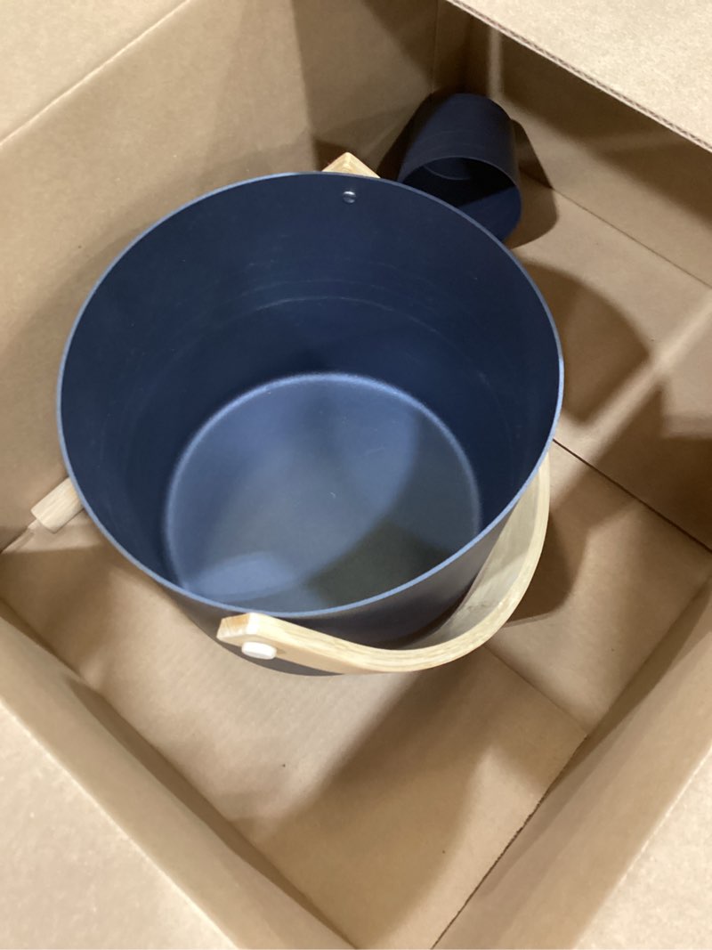 Condition photo showing Good Condition for CALIDAKA Sauna Bucket,7L Aluminum Sauna Bucket with Long Wooden Handle Spoon,SPA Shower Bath Accessories,for Spa Sauna and Home Sauna,Sauna Accessories Kit with Sauna Ladle and Bucket Black