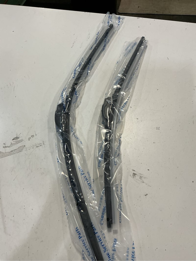Condition photo showing Good Condition for replacement for cadillac ct5 2020 2021 2022 2023 2024 2025 windshield wiper blades, 2 pieces of car front window wiper blades 2020-2025 for cadillac ct5