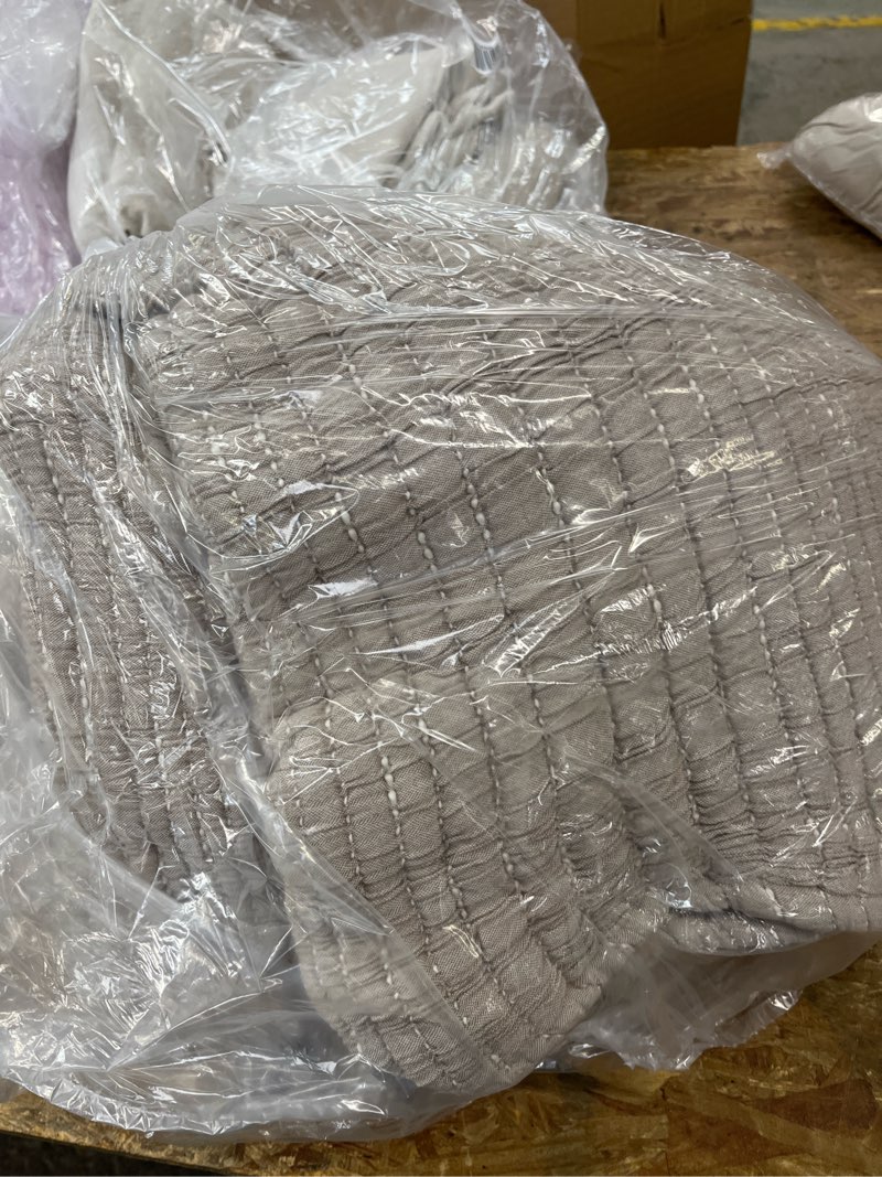 Condition photo showing Good Condition for organic cotton channel stitch coverlet set, king/cal king, taupe