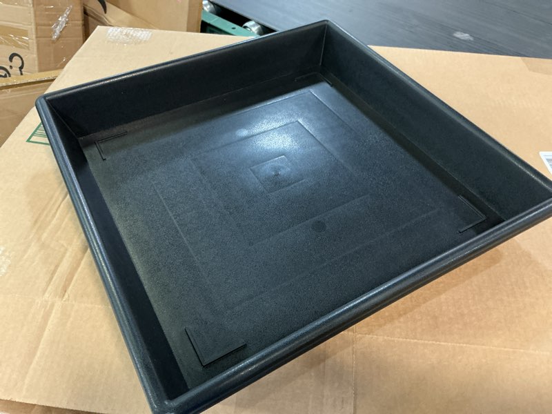 Condition photo showing Good Condition for nimyau square plant saucer 16 inch 2 pack 10 14 16 18 20 plant trays for pots heavy duty plastic plant saucers for indoors outdoors, flower pot no holes plant drip trays 16\"-2pack black