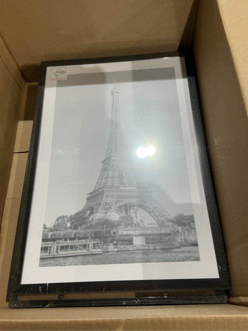 Condition photo showing Good Condition for upsimples 16x20 picture frame set of 5, display pictures 11x14 with mat or 16 x 20 without, wall gallery poster frames, black