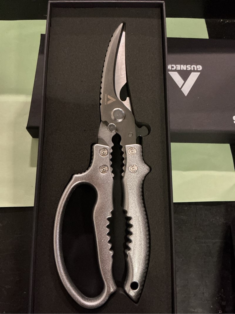 Condition photo showing Good Condition for kitchen shears,heavy duty kitchen shears with anti-slip handle & safety lock, sharp,rust resistant and durable, purpose kitchen scissors for chicken, meat cutting, fish, vegetables,dishwasher safe