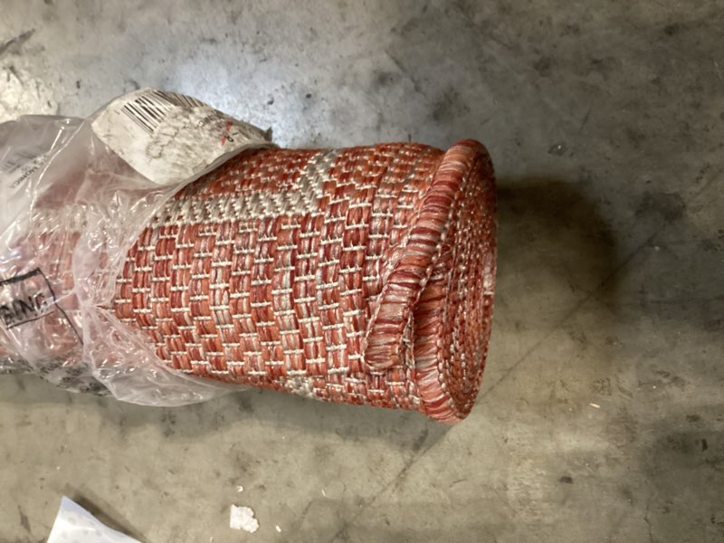 Condition photo showing As Is for jonathan y vintage filigree indoor outdoor area rug 8x10 red/beige, charleston textured weave for backyard, patio, porch, easy-cleaning, high traffic, pet-friendly, non-shedding (smb106b-8) red/beige 7'9" x 10' (rectangular)