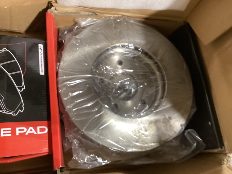 Condition photo showing Good Condition for a-premium 10.94 inch (278mm) front vented disc brake rotors + ceramic pads kit compatible with select volvo and ford models - focus 2012-2018, c30 2012-2013, s40 2004-2011, 6-pc set