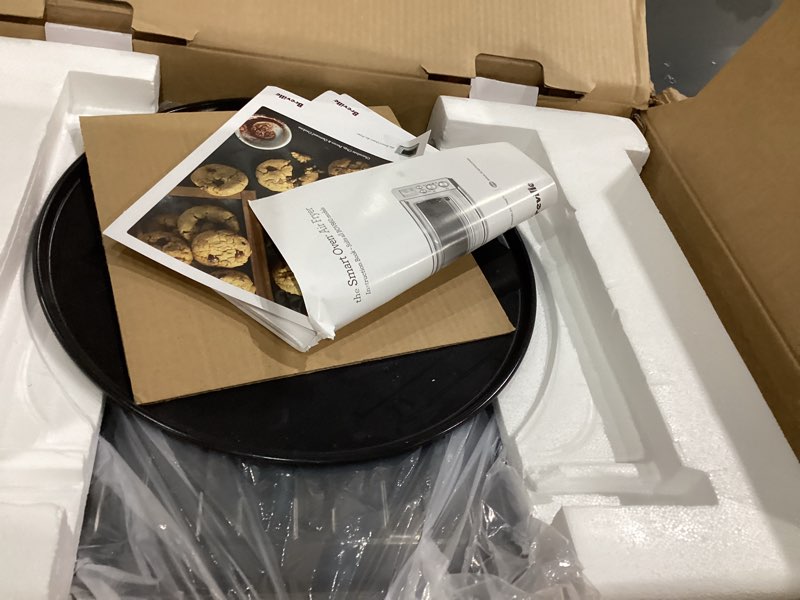 Condition photo showing Good Condition for breville the smart oven air fryer bov860bst, black stainless steel
