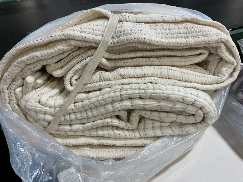 Condition photo showing Good Condition for organic cotton channel stitch coverlet set, king/cal king, undyed