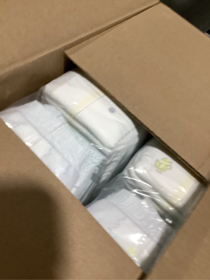 Condition photo showing Good Condition for Pampers Swaddlers Diapers, Size 3 (13-26 lbs), 168 Count, Absorbent, Keeps Baby Dry and Comfortable, Skin Safe Disposable Baby Diaper (Packaging May Vary)