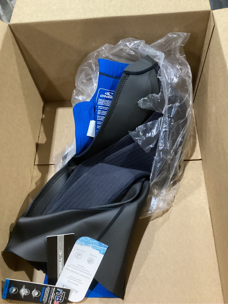 Condition photo showing New/Like New for O'Neill Men's Blueprint 2mm Front Zip Wetsuit Jacket Black/Black Medium