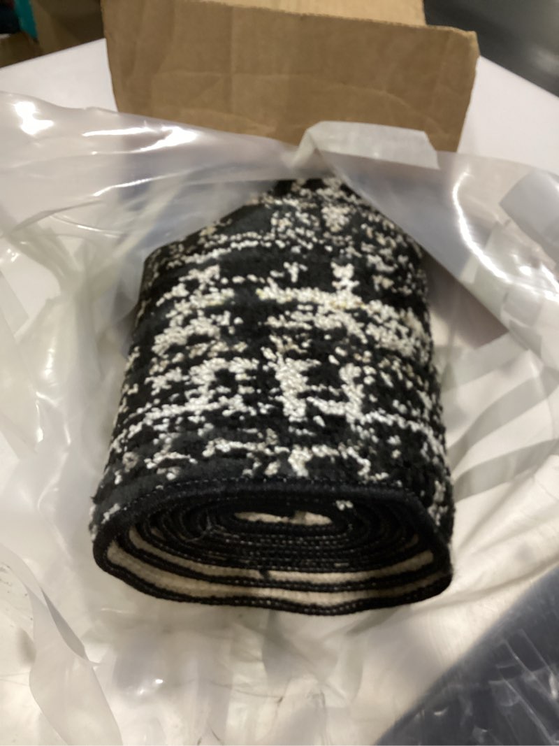 Condition photo showing Good Condition for Similar to SAFAVIEH Adirondack Collection Area Rug - 5' Square, Silver & Multi, Modern Abstract Design, Non-Shedding & Easy Care, Ideal for High Traffic Areas in Living Room, Bedroom (ADR112G) 5' x 5' (Square) Silver/Multi