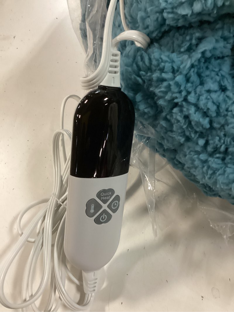 Condition photo showing Good Condition for Electric Blanket Full Size 72"X84" Blue - Soft Double Sided Sherpa Heated Blanket Full Size with LED Display, 6 Heating Levels & 10 hrs Timer, Machine Washable & Fast Heating for Women 5-blue 72"X84"