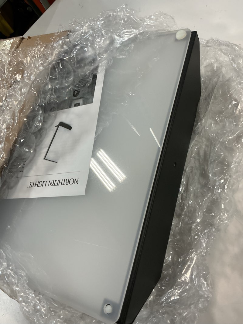 Condition photo showing Good Condition for boxelite 10 000 lux  bright light therapy desk lamp