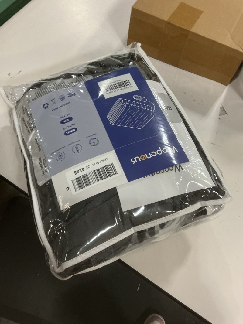 Condition photo showing As Is for Wapaneus Heated Blanket Electric Blanket 62" x 84" Twin Size with 10 Heating Levels and 12 Hours time Settings, Flannel Fast-Heating Electric Blanket, ETL Listed, Machine Washable, Dark Grey Grey 62*84in