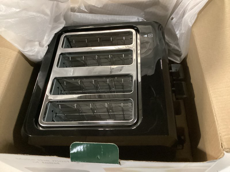 Condition photo showing New/Like New for Cuisinart 4-Slice Compact Plastic Toaster, Black, CPT-142BKP1