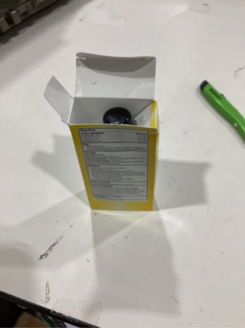 Condition photo showing New/Like New for Olay Complete Lotion Moisturizer with SPF 15 Normal, 6.0 fl oz White 6 Fl Oz (Pack of 1)