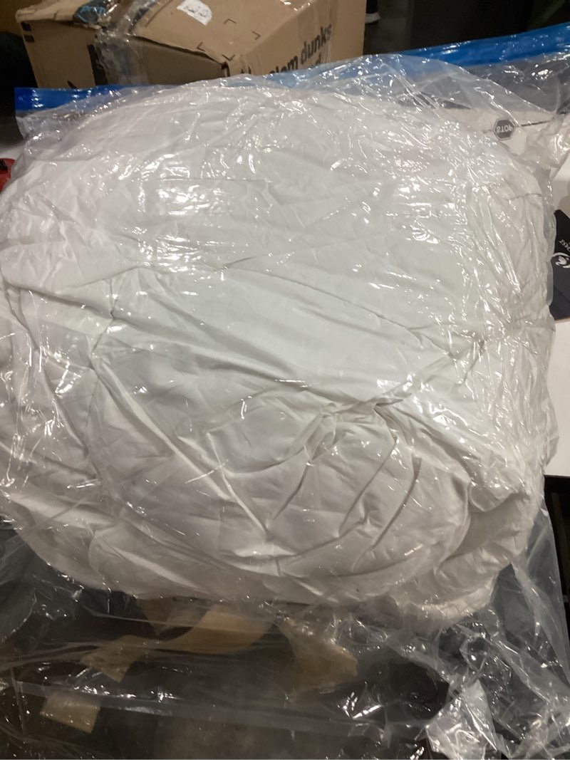 Condition photo showing As Is for Sunbeam Ultimate Cozy Royal Posh Velvet Hand & Foot Pocket Heated Throw Electric Blanket, 50" x 72", 4 Heat Settings, 4-Hour Auto Shut-Off, Warming Throw for Couch, Machine Washable, Blue Rounds Blue Rounds Throw w/ Footpocket (50" x 72")