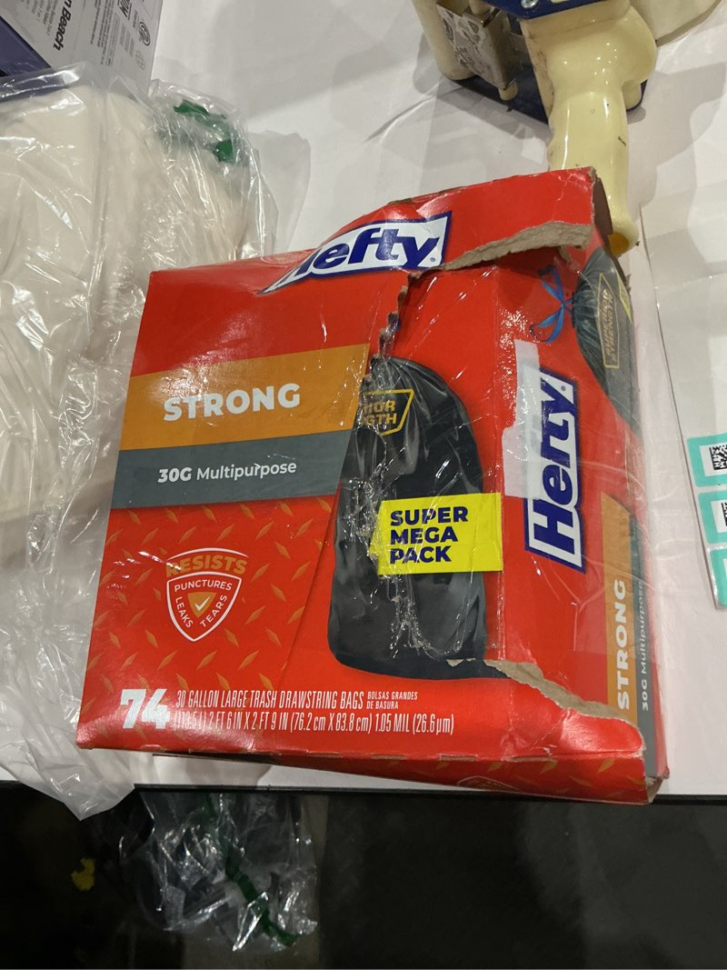 Condition photo showing Good Condition for could be missing some hefty strong large trash bags, black, 30 gallon, 74 count 74 count (pack of 1)