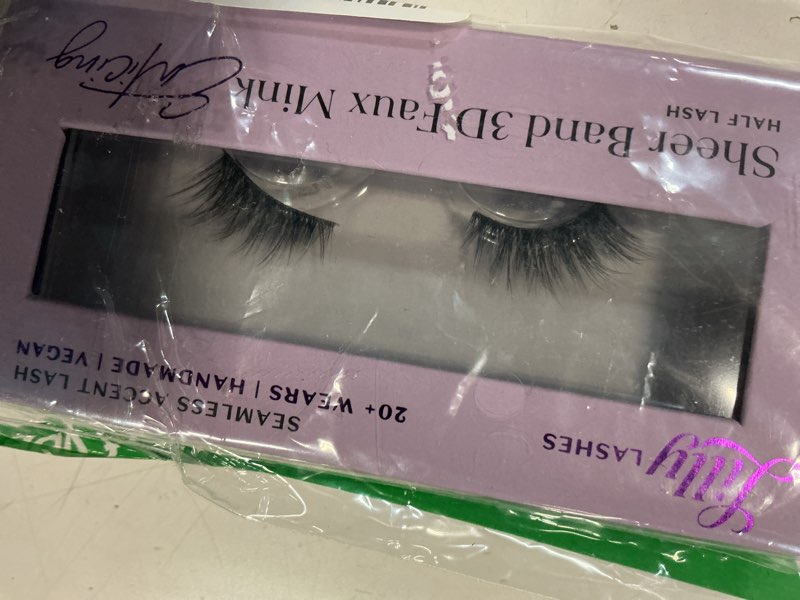 Condition photo showing Good Condition for Lilly Lashes Sheer Band, False Eyelashes with Invisible Band Lashes, Half Lashes Natural Look, Half Lash Cateye Style, Reusable Eyelashes 20x, Lash Glue not Included, 13.5mm (Enticing)