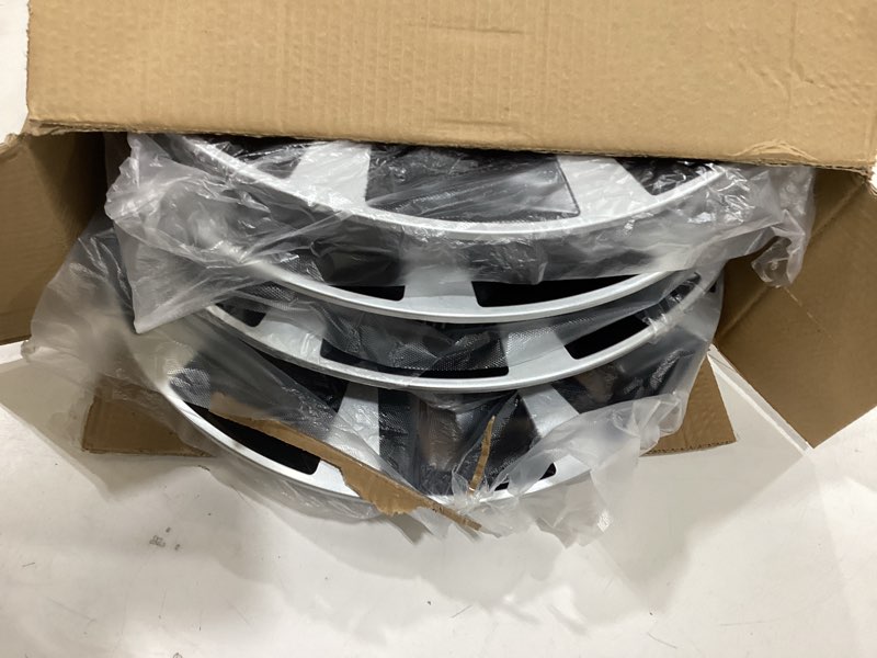Condition photo showing Good Condition for hubcap wheel covers replacement r16 size hub caps universal-fit steel wheel rim cap abs tire cover for most cars trucks suv sedans -set of 4?16-inch?silver-black?