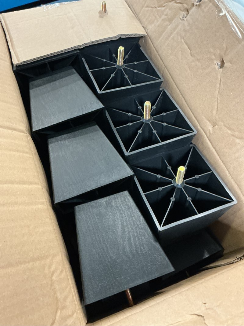 https://lotting-media.assets.bidfta.com/lotting_c3fa091e-6cf0-4db8-956a-d9d933d29d92