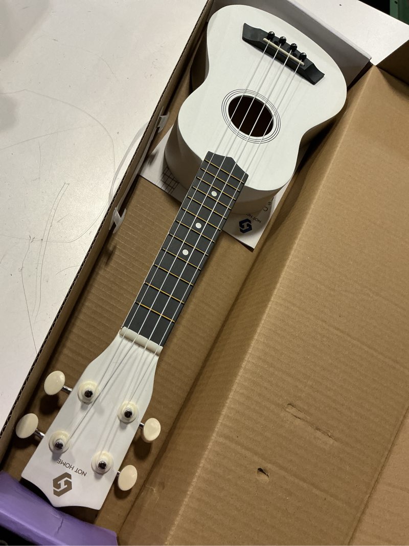 Condition photo showing Good Condition for soprano ukuleles for beginners, hawaiian ukuleles 21 inch basswood,4 - strings guitar ukulele for kids adult student, white soprano white