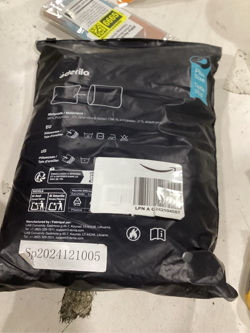 Condition photo showing As Is for cooling pillowcase