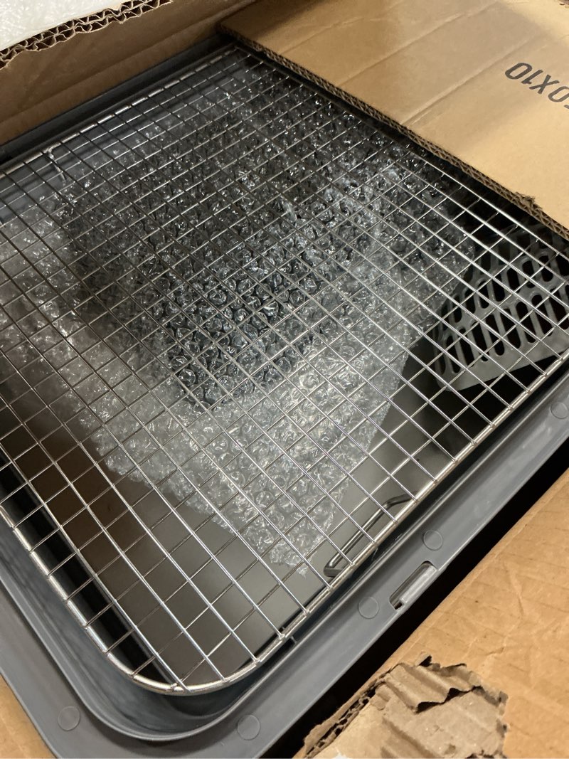 Condition photo showing Good Condition for stainless steel rabbit litter box w hay feeder and litter scoop, 19.7 x 13.8 x 7.9 inch large litterboxes w raised grid, high sided kiter box for bunny, guinea pig, ferret, small snimal, hamster