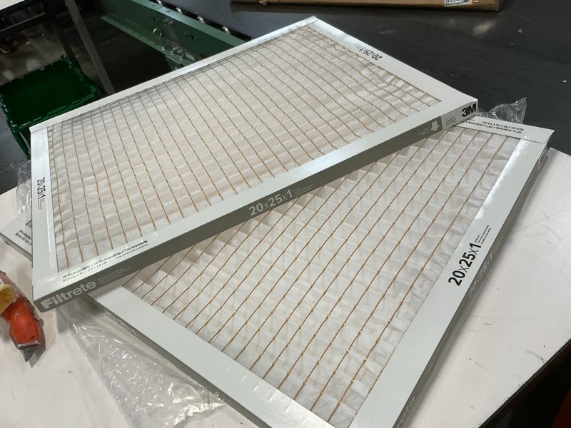 Condition photo showing Good Condition for filtrete 20 x 25 x 1 merv 5 300 mpr basic dust and lint electrostatic air filter 2 -pack ( similar