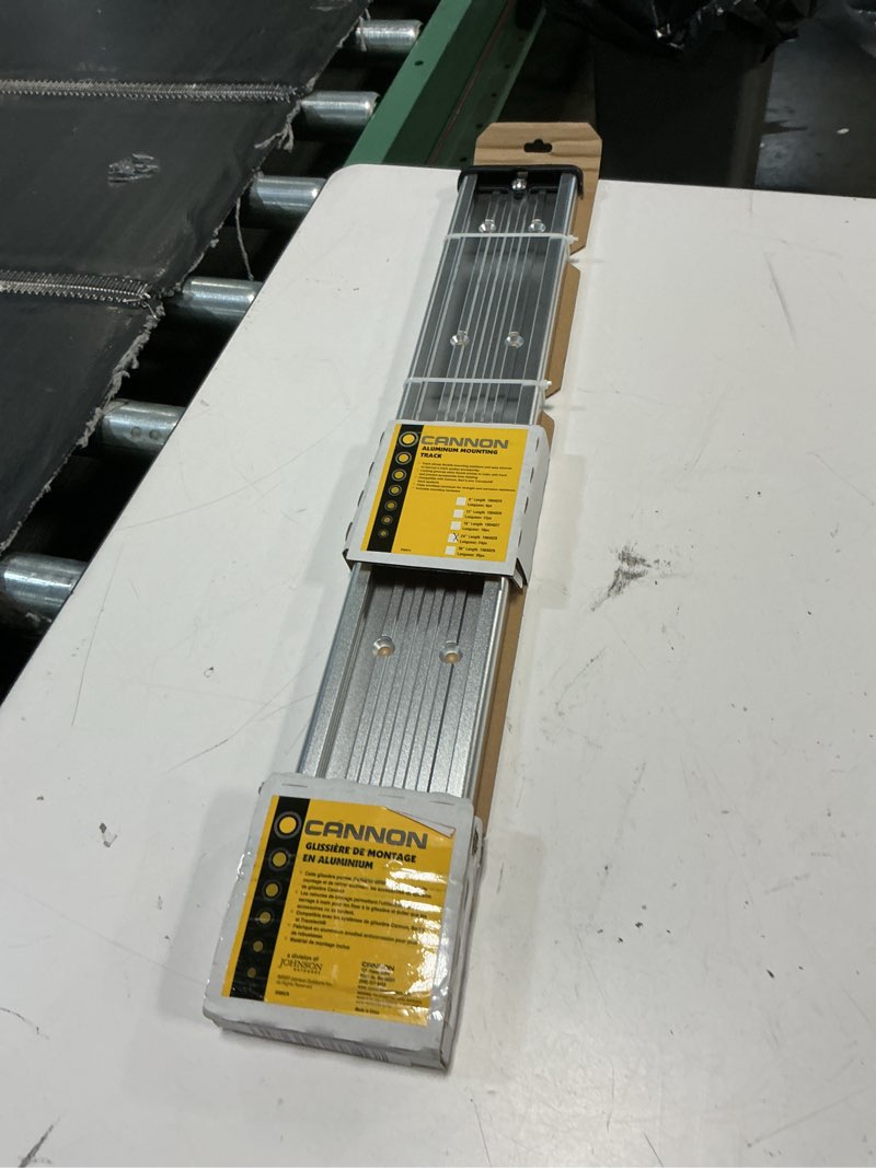 Condition photo showing Good Condition for cannon aluminum mounting track