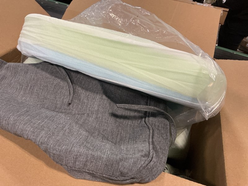 Condition photo showing Good Condition for SUNROX Gel Memory Foam Chair Cushions, FadeShield Water-, Stain-Resistant Durable Reversible Seat Cushion Pads with Ties for Indoor/Outdoor Kitchen Dining Office, 19"x19", Set of 4, Heather Charcoal Heather Charcoal 19x19 Inch (Pack of 4)