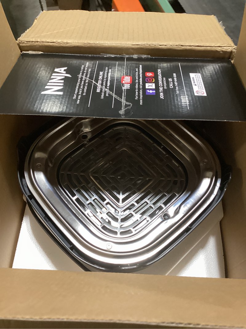 Condition photo showing Good Condition for Ninja Crispi 4-in-1 Glass Air Fryer | 450°F | Non-Toxic | 4QT & 6-Cup Glass Containers w/Lids | Microwave, Freezer, Dishwasher Safe | Max Crisp, Air Fry, Bake, Recrisp | Stone | FN101ST Stone 4 QT