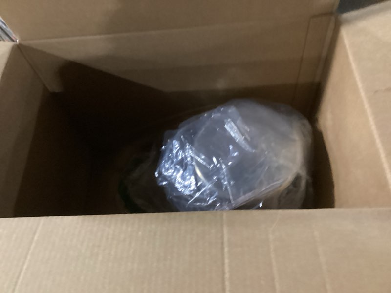 Condition photo showing Good Condition for 304 stainless steel airtight canister with lids and 4 locking containers 10 lbs rice container for bean flour oil sugar milk storager bucket (handheld) 6l/1.6 gal silver handheld 6l/1.6gal