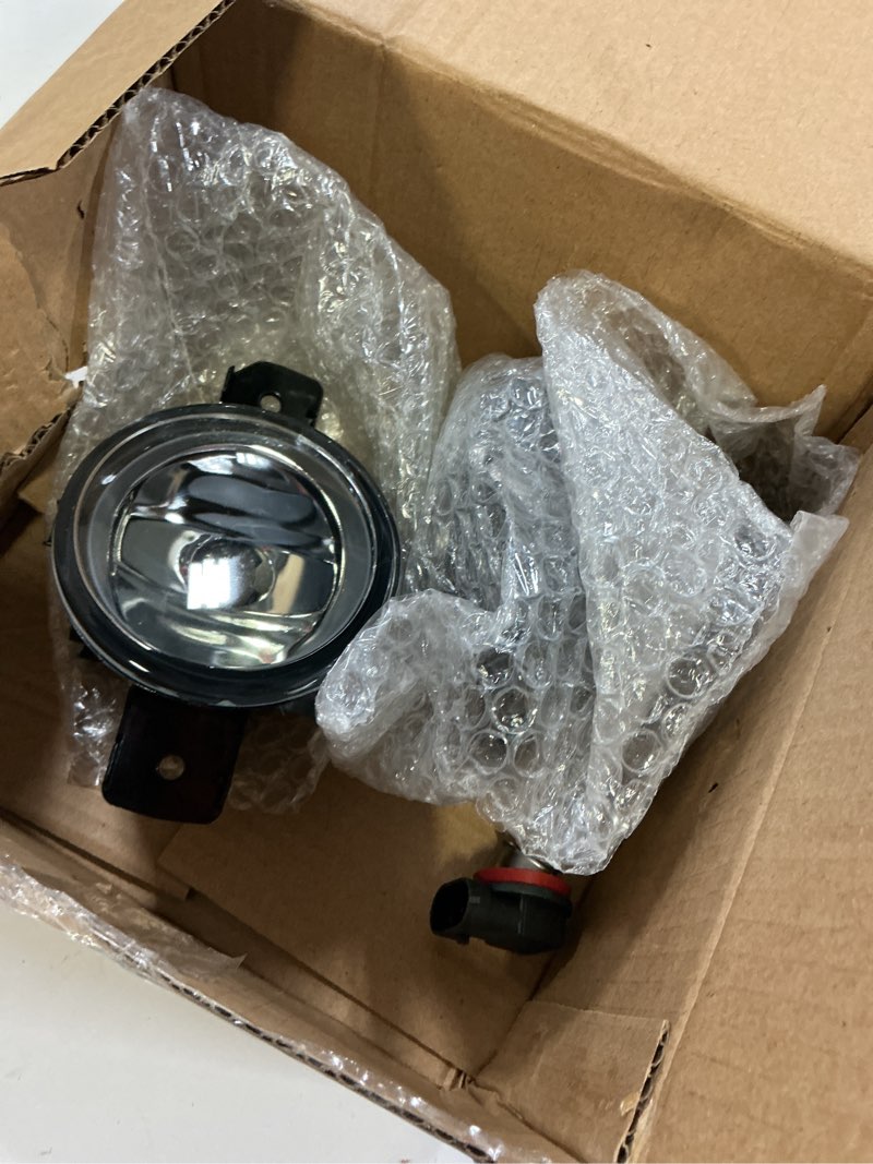 Condition photo showing New/Like New for fog lights compatible with 2010 2011 2012 altima 4dr sedan 1 pair bumper driving fog lamps w/o switch and wiring