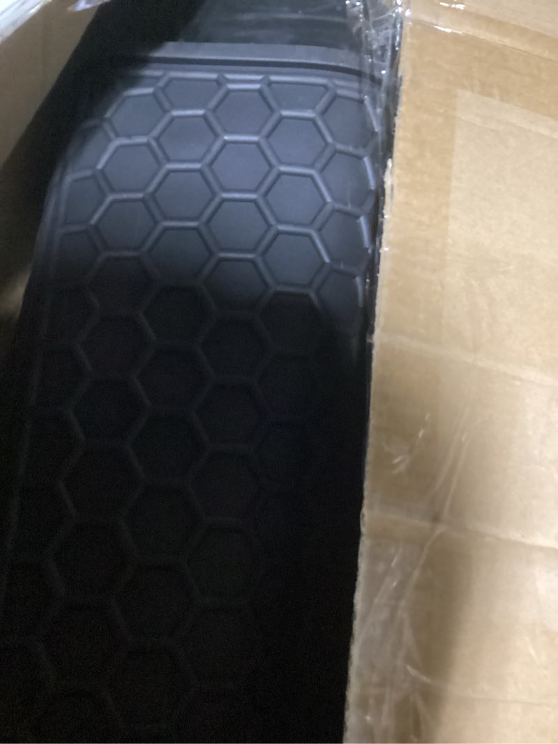 Condition photo showing Good Condition for CAR PASS Heavy Rubber Car Floor Mats, Deep Waterproof Car Mats All Weather, Universal Trim-to Fit Automotive Floor Mats for Car SUV Truck Van, Durable Floor Liners Solid Black