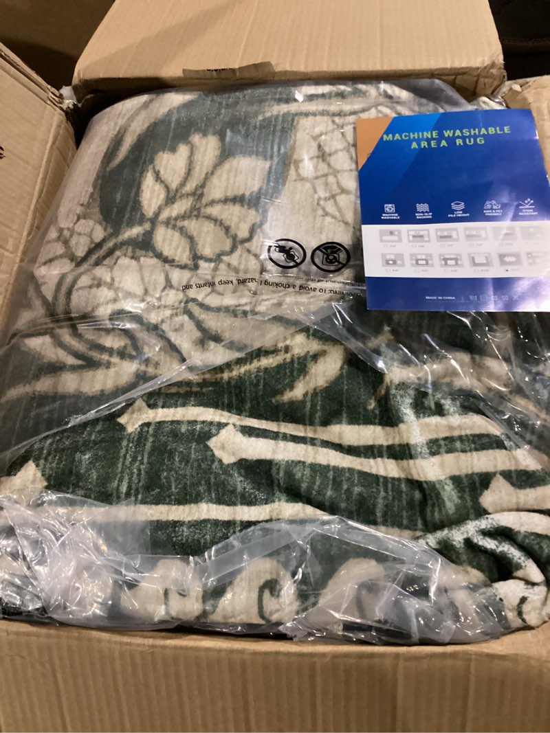 Condition photo showing Good Condition for Similar to photo 9x12 Rugs for Bedroom, Vintage Washable Rugs Non Slip Large Area Rug for Living Room Dining Room Office, Floor Decoration Big Rug Carpet Low-Pile Kid & Pet Friendly(Border Green) Border Green 9'x12'