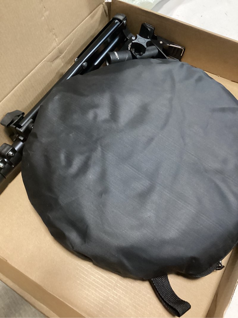 Condition photo showing Good Condition for UTEBIT 31 Inch (80cm) Light Reflector Stand Kit Diffuser 5 in 1 Collapsible Multi Disc with Bag, 48 Inch Light Stand, Photography Reflector Holder-Translucent/Silver/Gold/White/Black