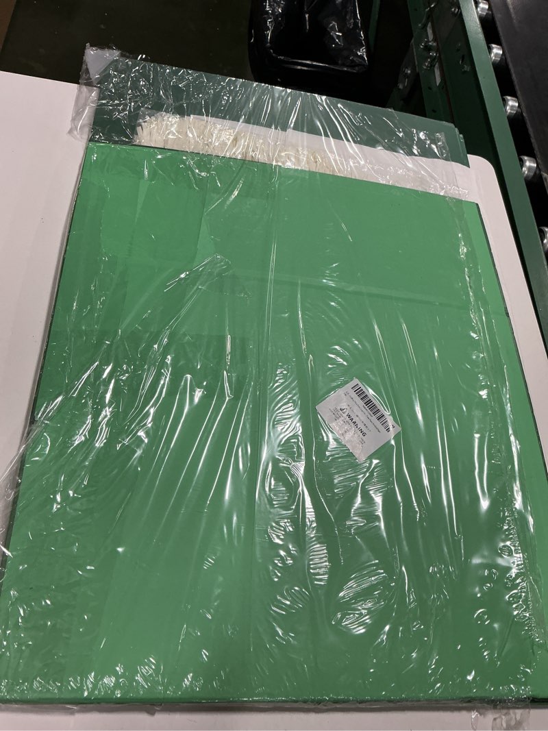Condition photo showing Good Condition for UoeRing 3 Pack Extra Large Green Gift Box 20x16x7 inch Luxury Gift Box for Presents with Magnetic Closure Lid Collapsible,Birthday,Christmas,Contains Card, Ribbon,Tissue Paper,Shredded Paper Filler 20x16x7 Inch-Green-Pack of 3