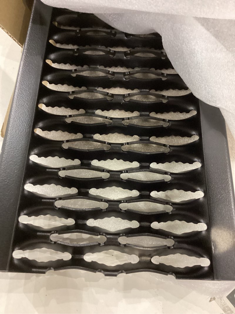 Condition photo showing New/Like New for LUVERNE 415236-401470 Grip Step Black Aluminum 36-In Running Board, Driver Side, Select Ram ProMaster 1500, 2500, 3500