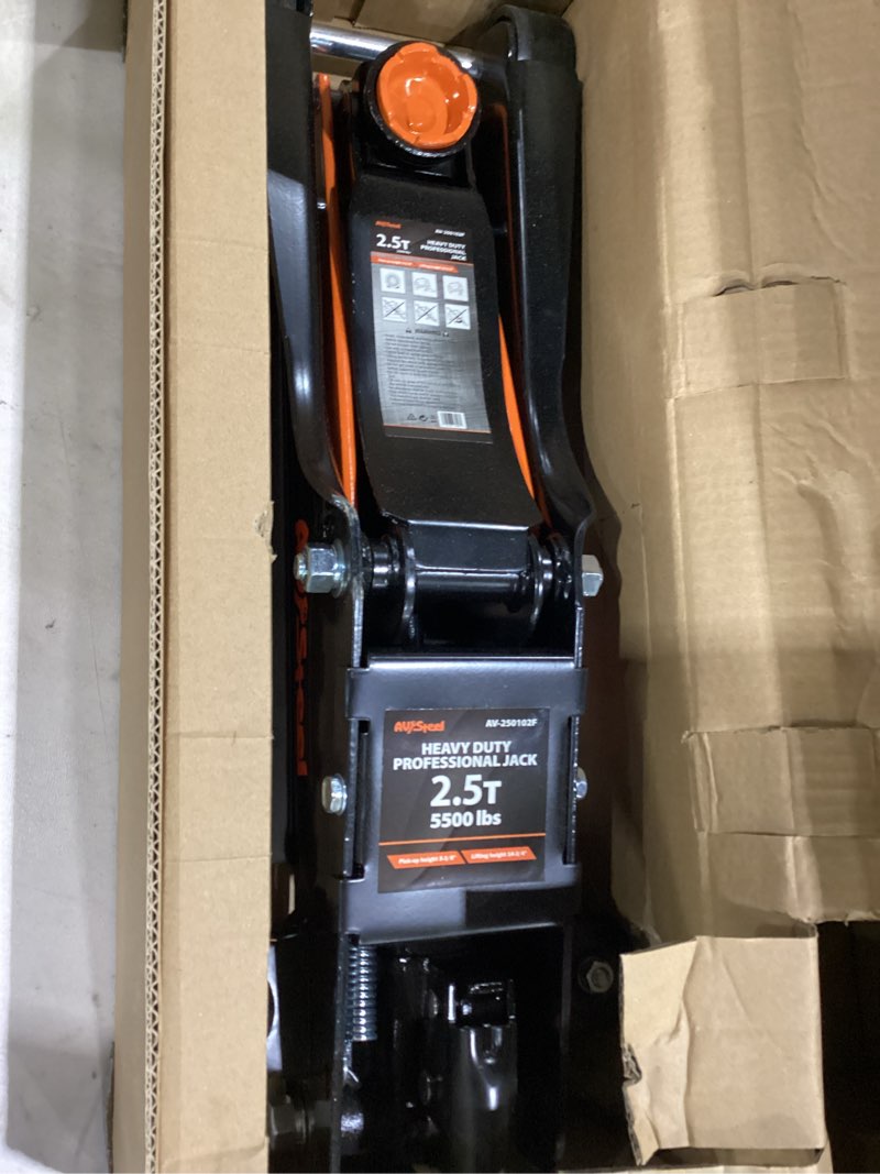 Condition photo showing Good Condition for floor jack 2.5 ton (5500 lbs), low profile floor jack with single piston pump, heavy duty steel hydraulic jack for car, jack for car with lifting range 3.4'' to 14.6''