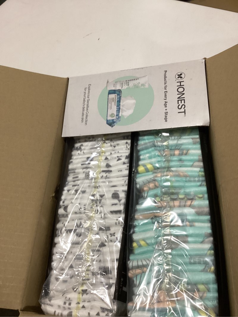 Condition photo showing Good Condition for the honest company comfort dry disposable diapers for sensitive skin, hypoallergenic, fragrance-free, above it all + pattern play, club box size 1 (8-14 lbs), 78 count size 1 (78 count) above it all + pattern play