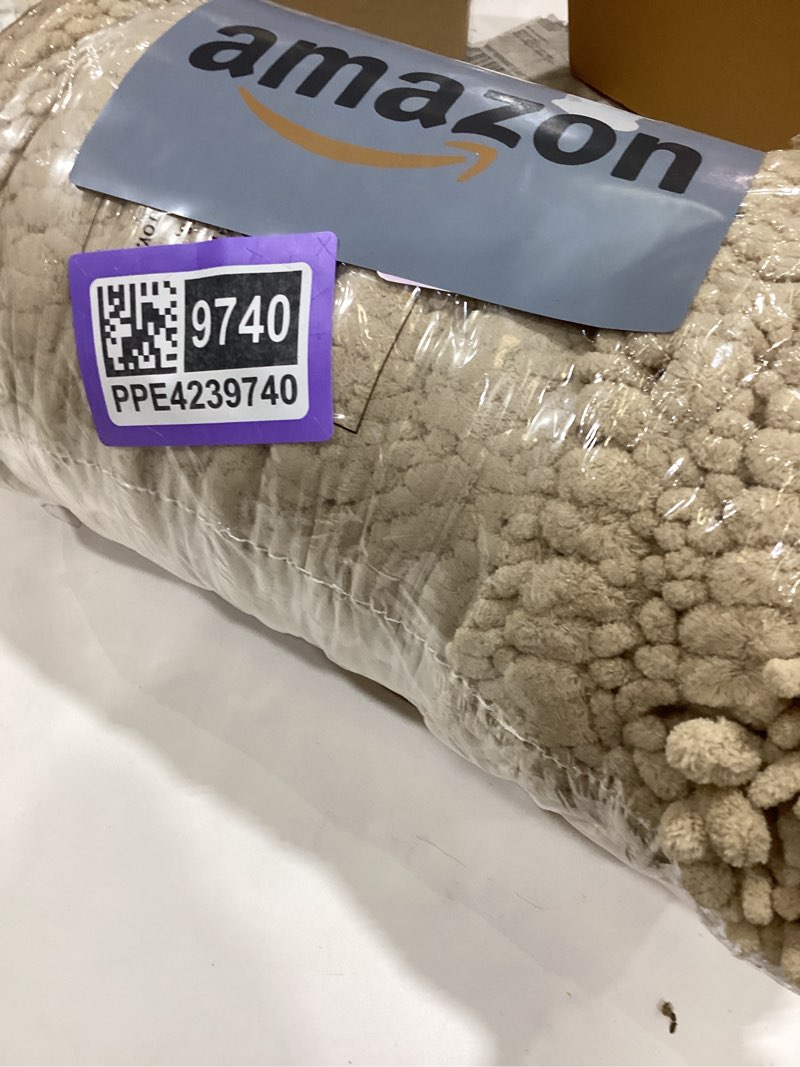https://lotting-media.assets.bidfta.com/lotting_c45b98c2-4bb1-4c59-bbc6-0509308c2a71