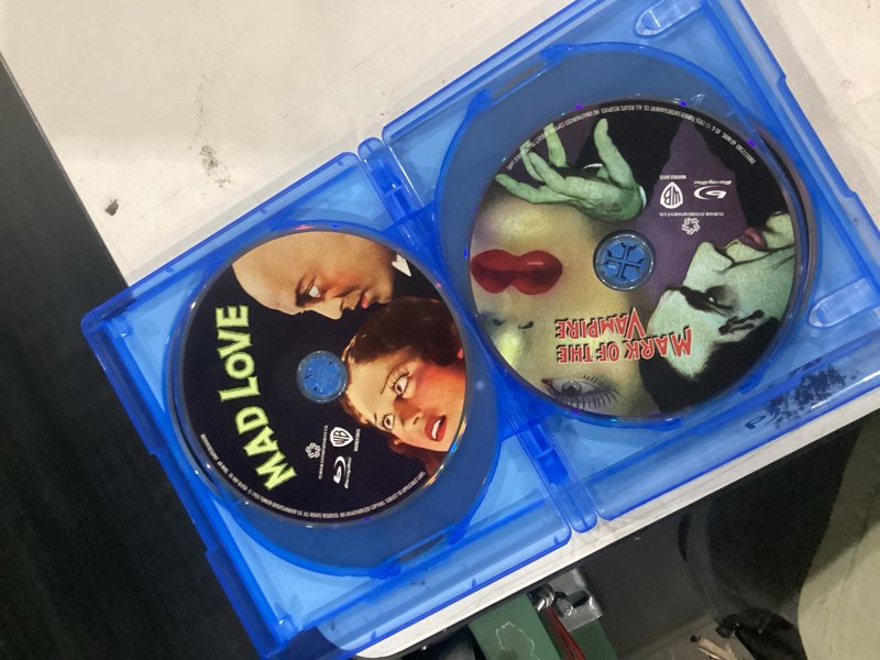 Condition photo showing Good Condition for hollywood legends of horror