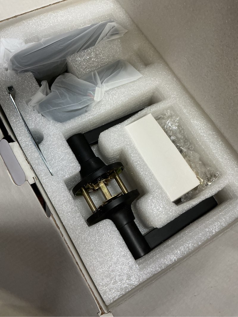 Condition photo showing Good Condition for Smart Door Lock Set for Front Door with 2 Lever Handles: Keyless Entry via Fingerprint & Digital Keypad - Electronic Deadbolt App Control and Auto Lock for Easy Installation & Family Security Black