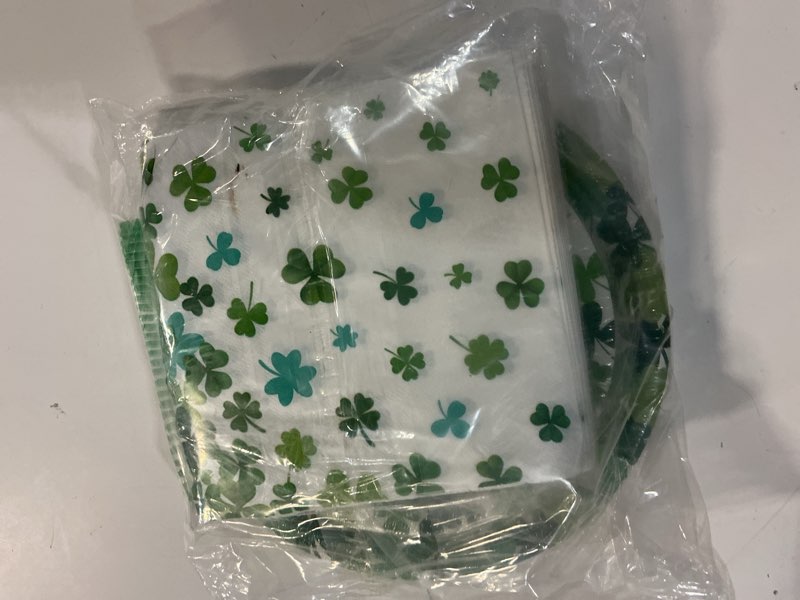 Condition photo showing New/Like New for qzyl 120 pcs st patricks day plates and napkins, disposable st patricks day decor, 30 sets green paper plates forks dinner plates dessert plates shamrock napkins, st pattys day decorations