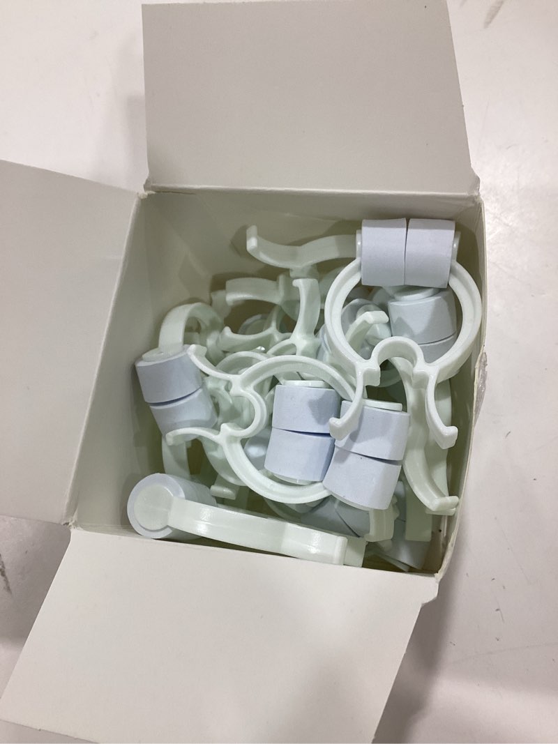 Condition photo showing Good Condition for frienda professional nose stop clips plastic foam nosebleed stopper clips for adults accidental emergency condition swimming(16 pcs,white,standard size) standard size white 16