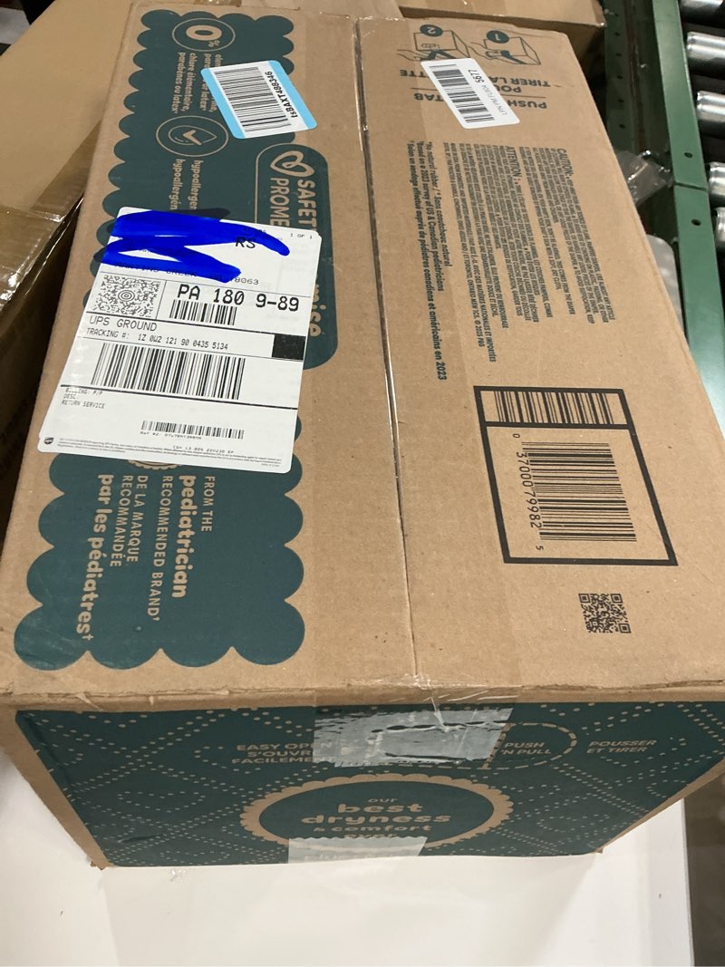 Condition photo showing New/Like New for Pampers Swaddlers Diapers, Size 5 (20-37 lbs), 132 Count, Absorbent, Keeps Baby Dry and Comfortable, Skin Safe Disposable Baby Diaper (Packaging May Vary) Size 5 132